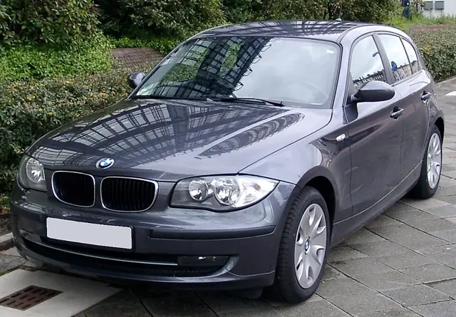 2010–2011 BMW 1 Series