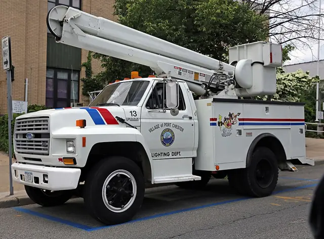 2023–2027 Ford F-750