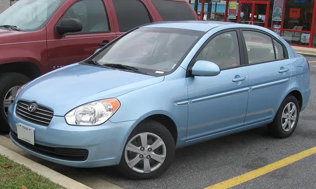 2010–2011 Hyundai Accent