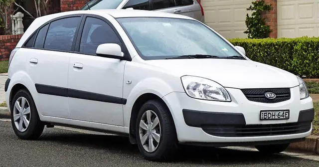2010–2011 Kia Rio