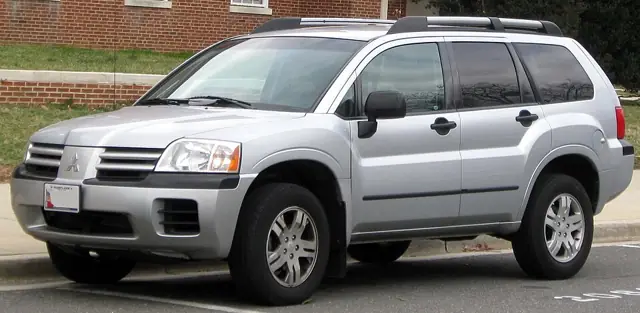 2010–2011 Mitsubishi Endeavor
